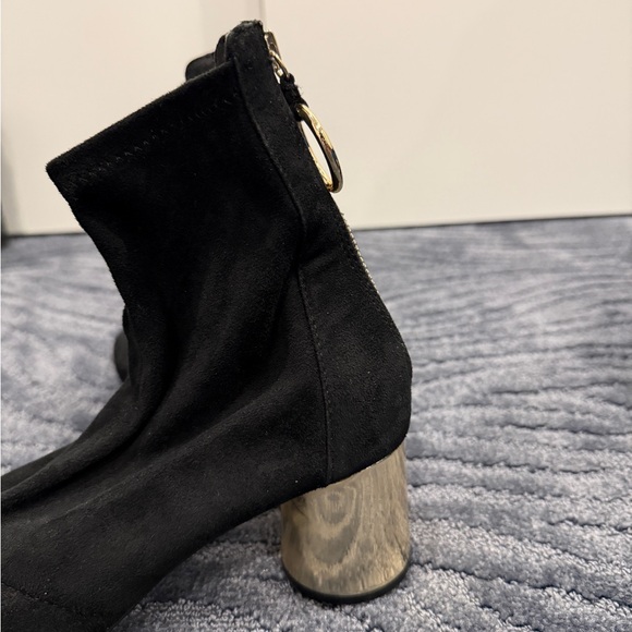 ZARA Black Women's Suede Sock Booties With Gold Hardware - Picture 3 of 4